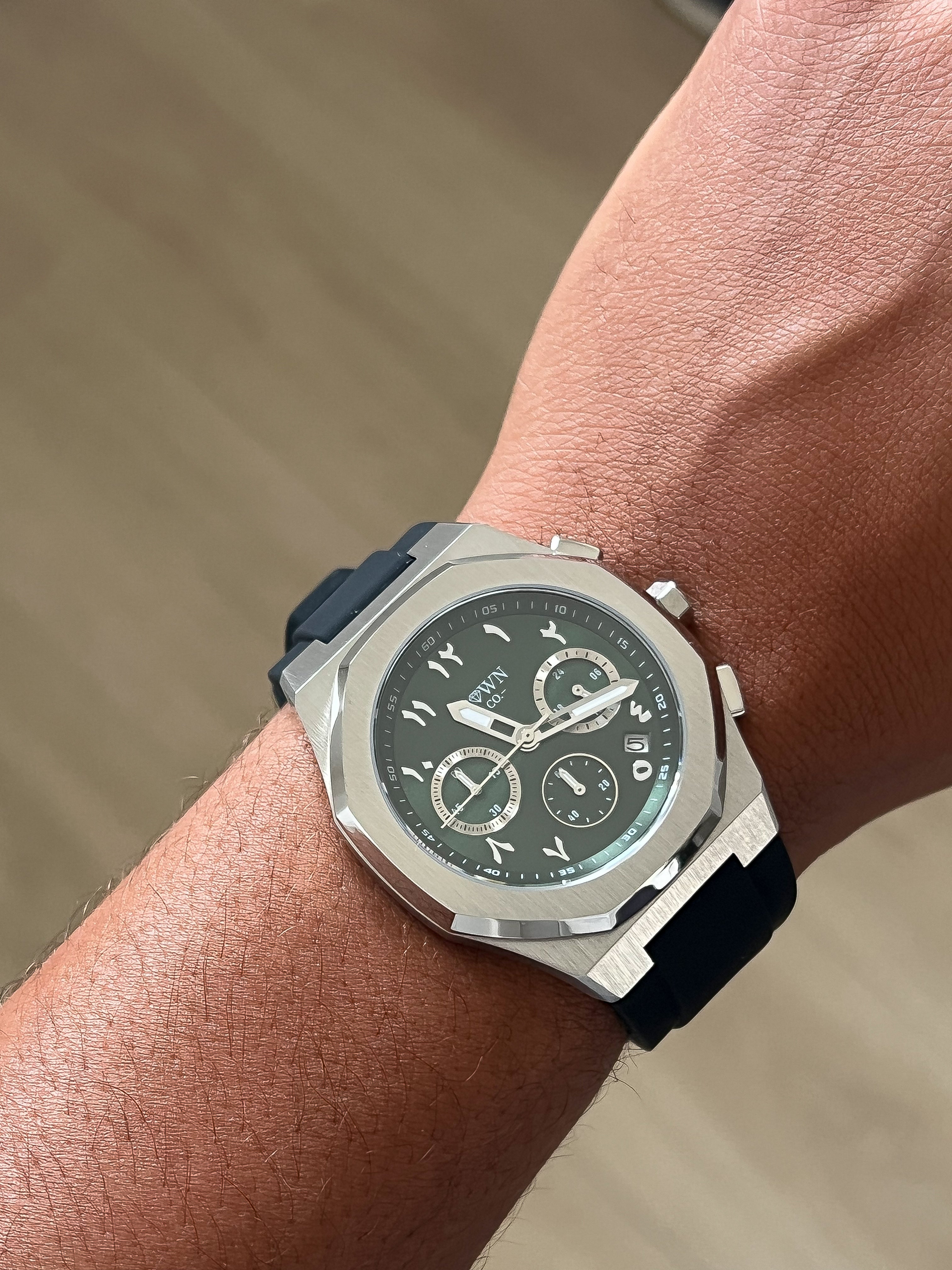Ocho series Emerald arabic dial 41mm | Rubber strap