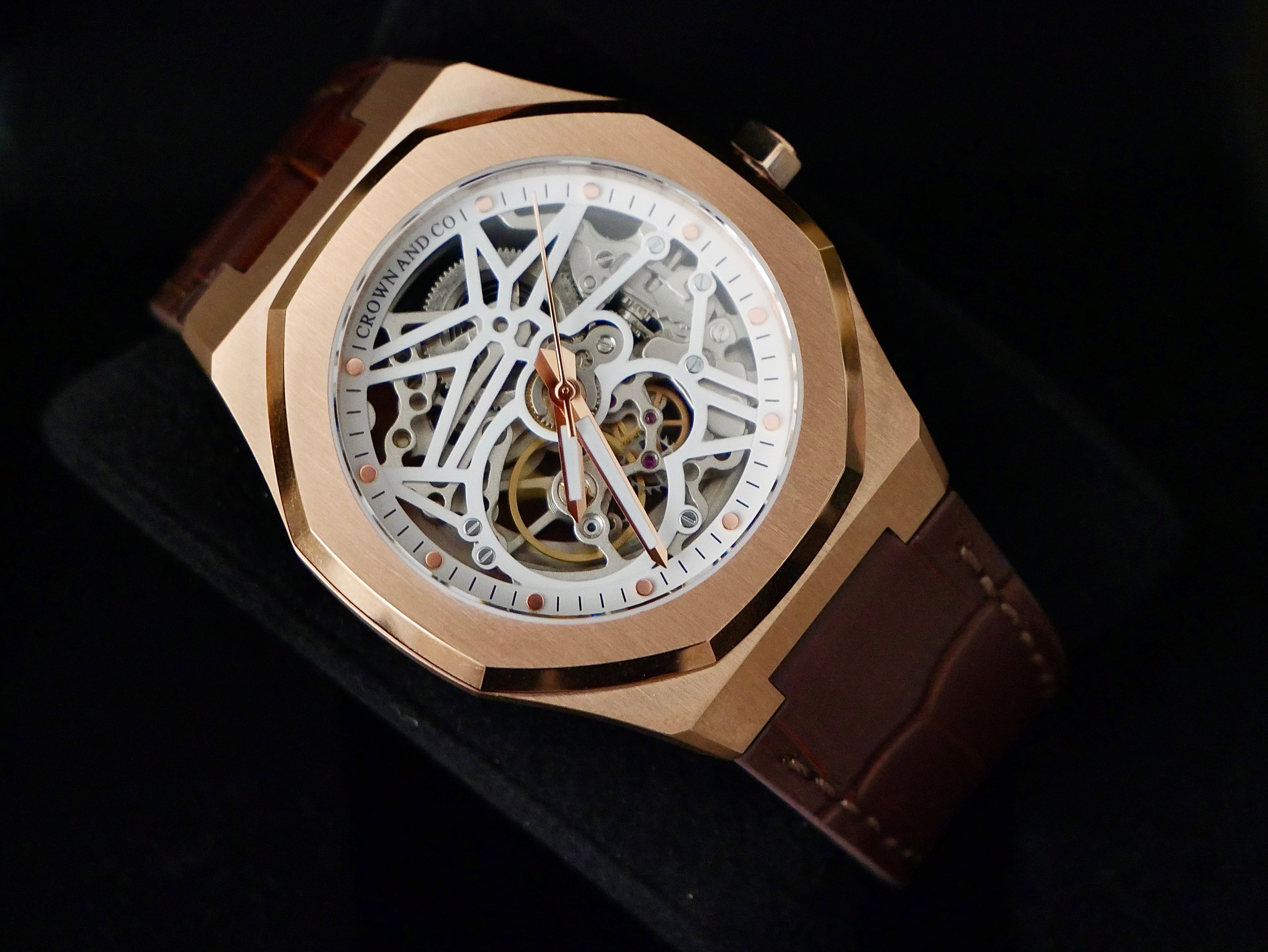 The Rose Skeleton Ocho series White dial 41 | Brown Leather strap