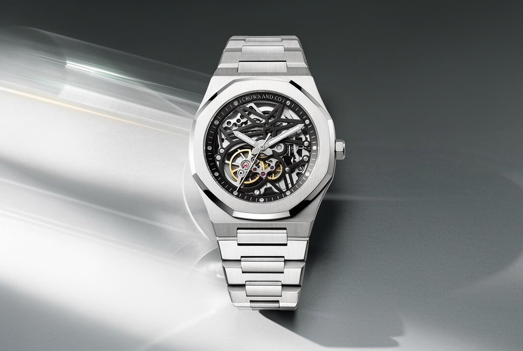 Ocho series Skeleton Black dial 41