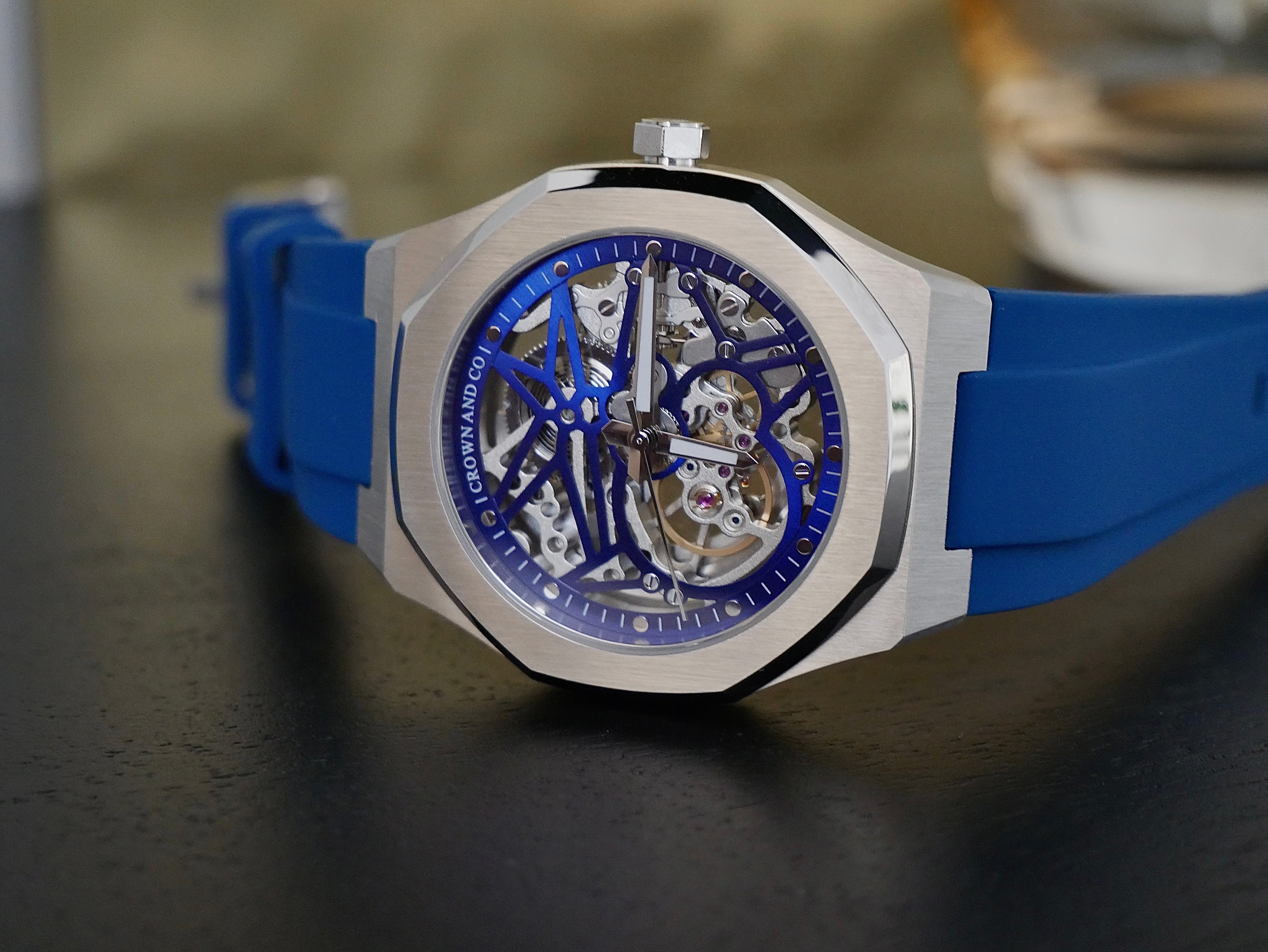 Ocho series skeleton blue dial 41| Rubber strap