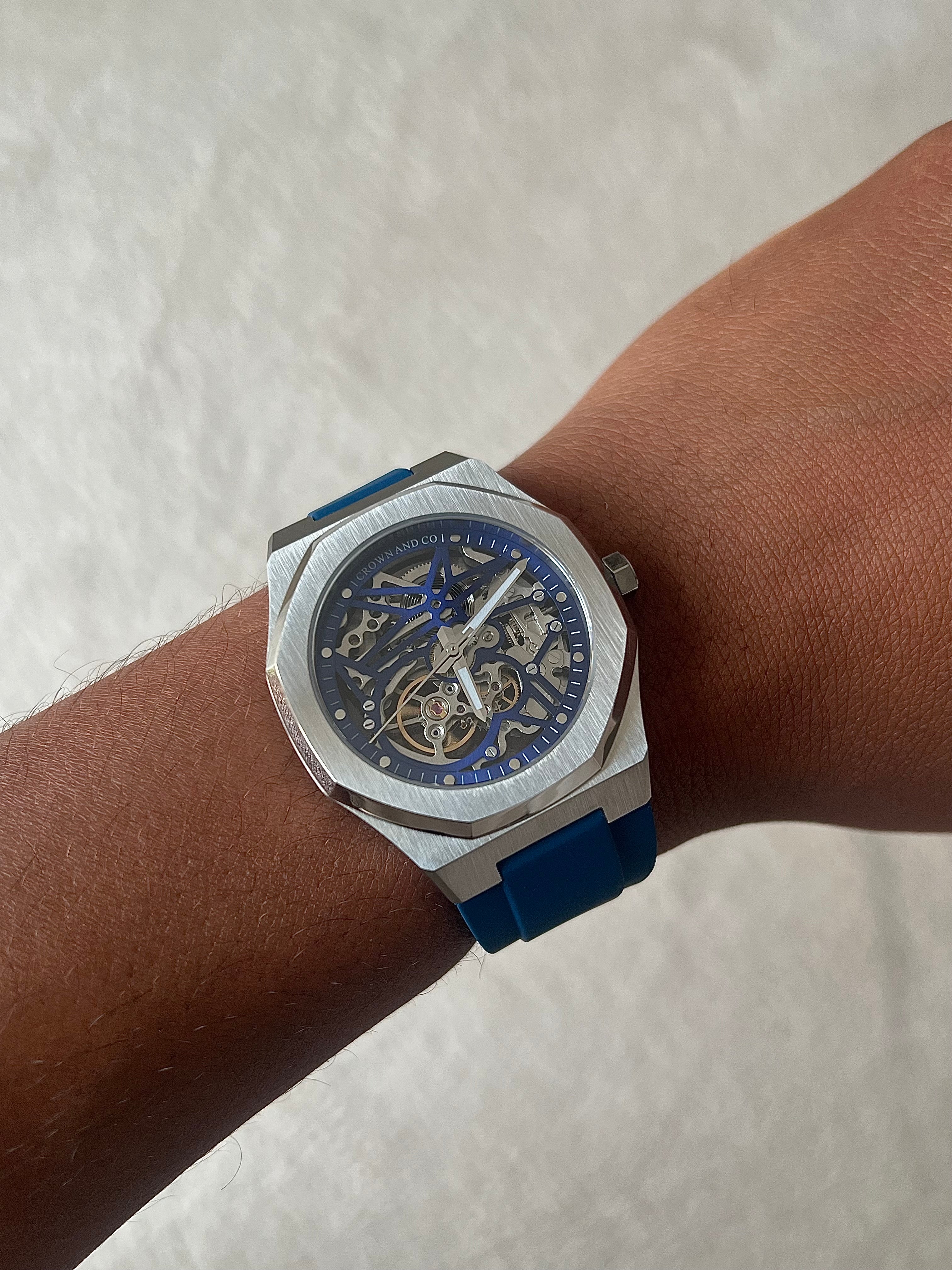 ルグランブルー　ラインストーンスカルタンクトップ Ocho series skeleton blue dial 41| Rubber strap