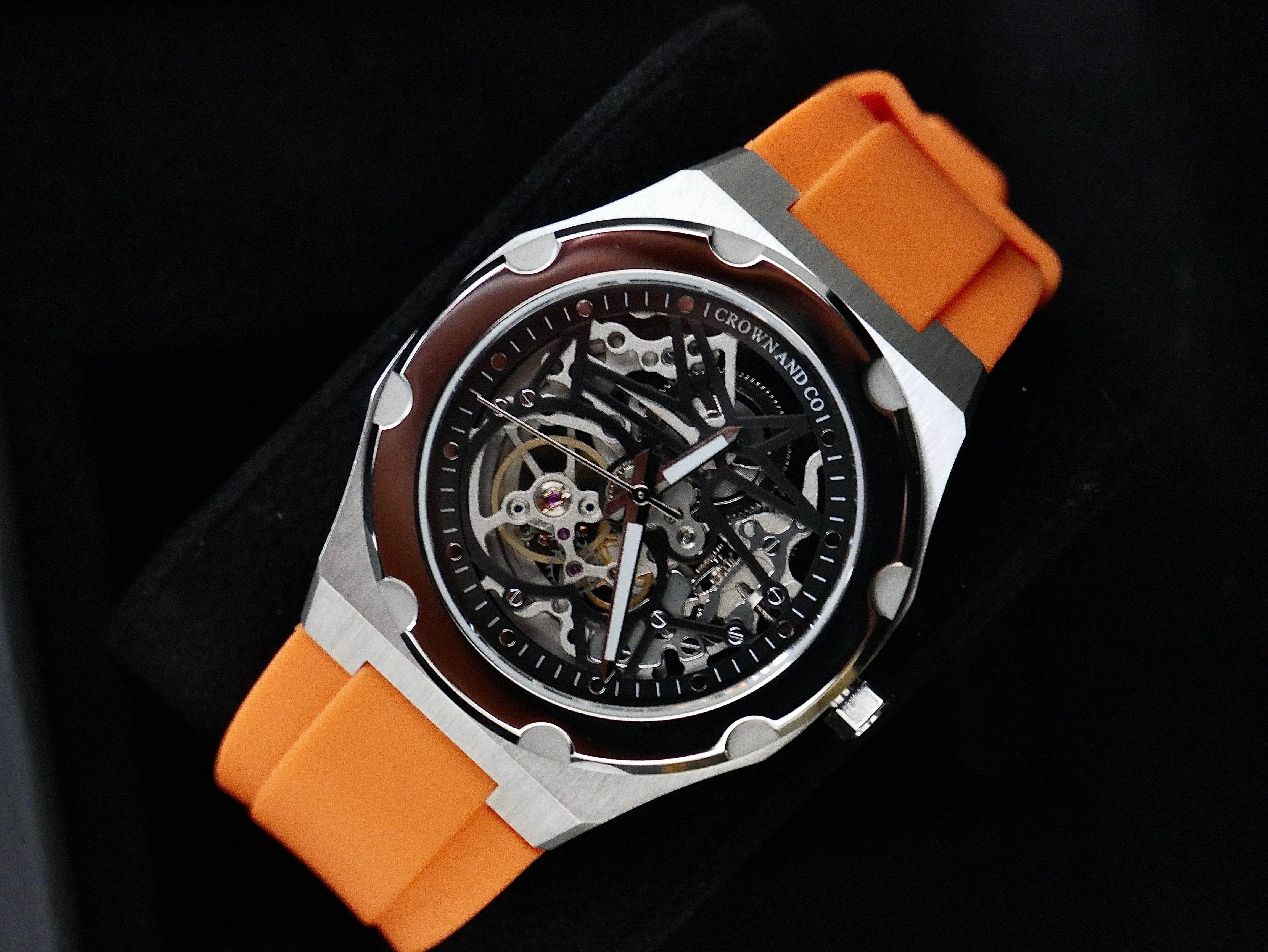 Crown Revolve skeleton black dial 41 | Orange rubber strap
