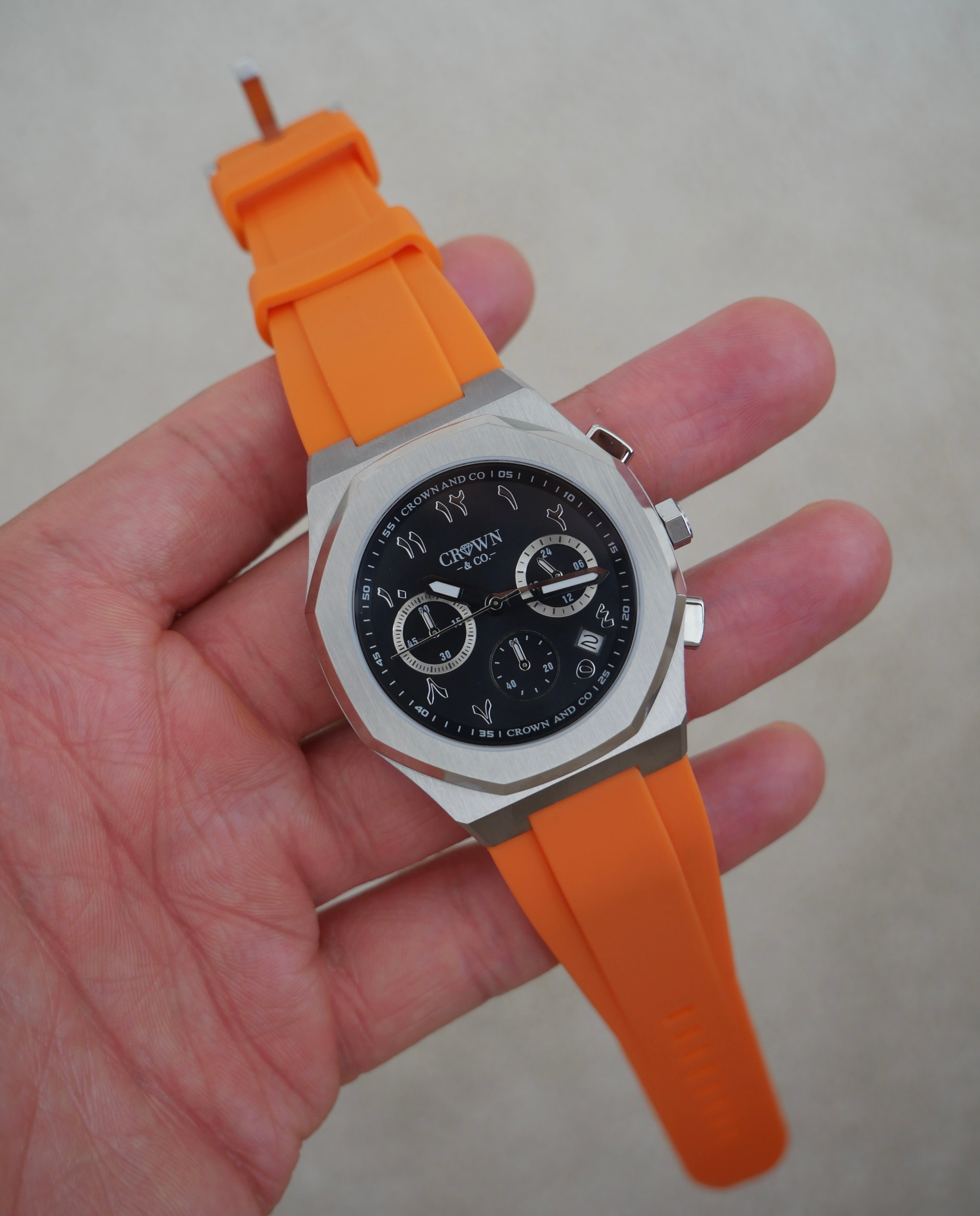 Ocho series black arabic dial 41| Orange Rubber strap