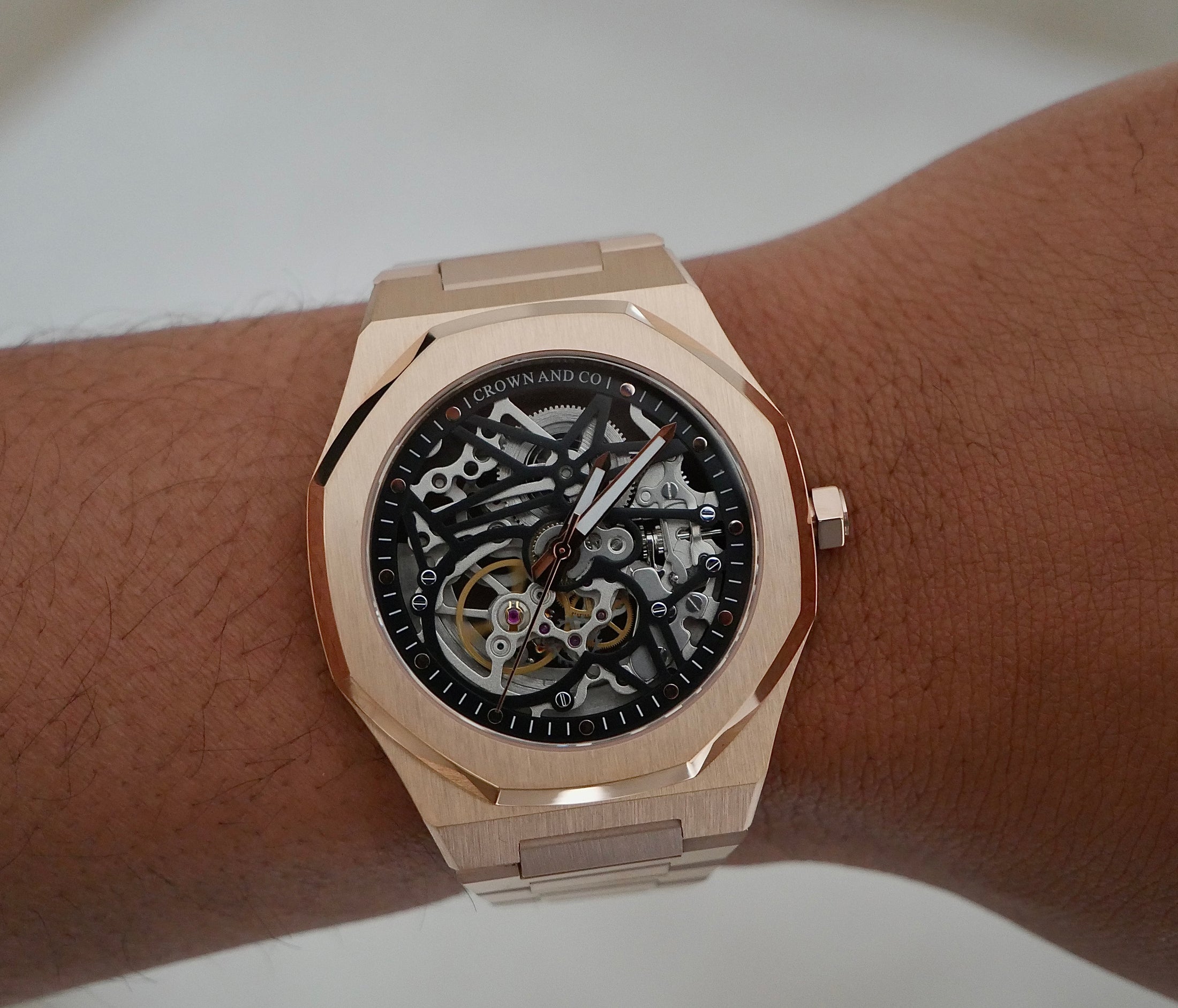 The Rose Skelly Ocho series black dial | 41mm