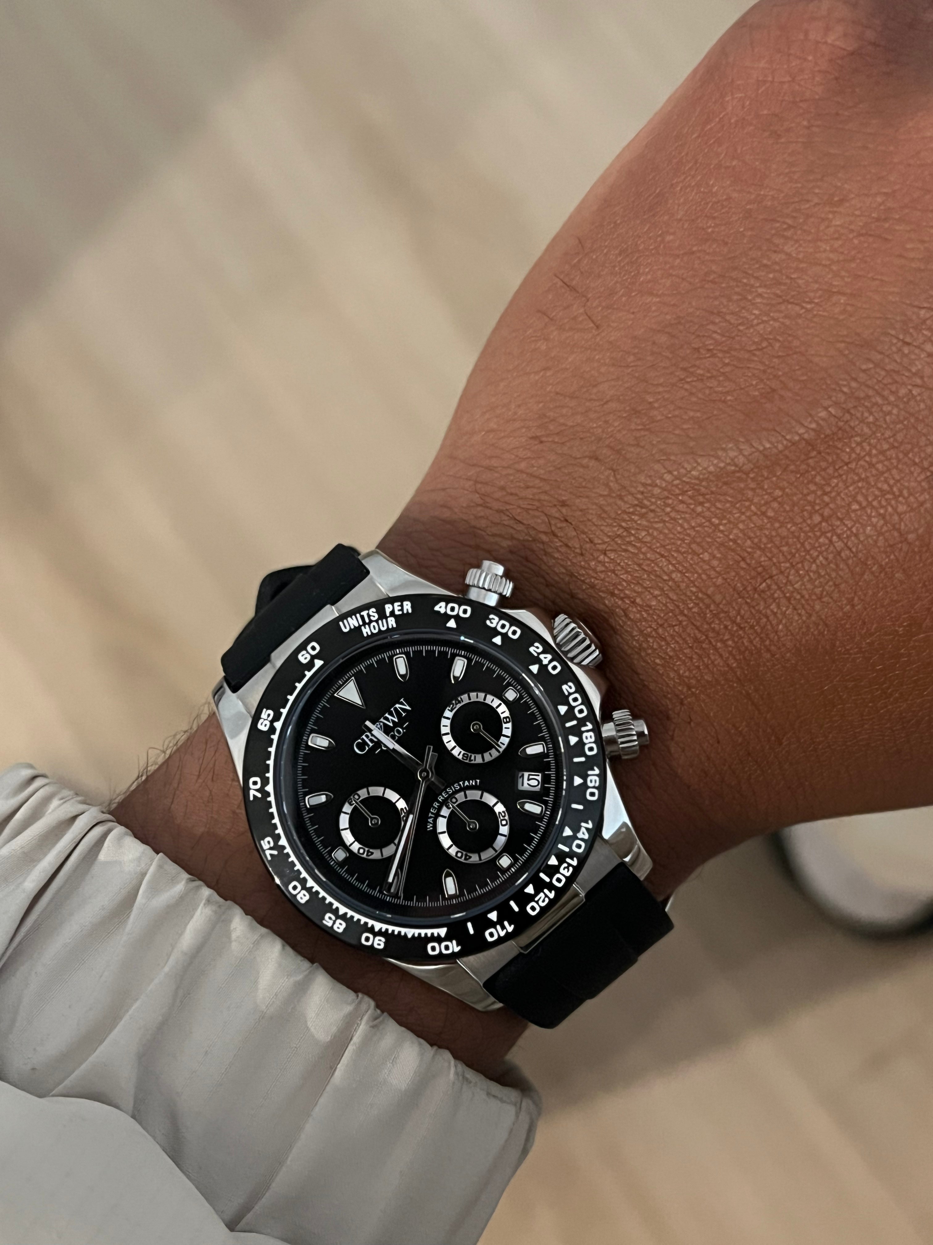 Crown 1956 | Black dial 40mm