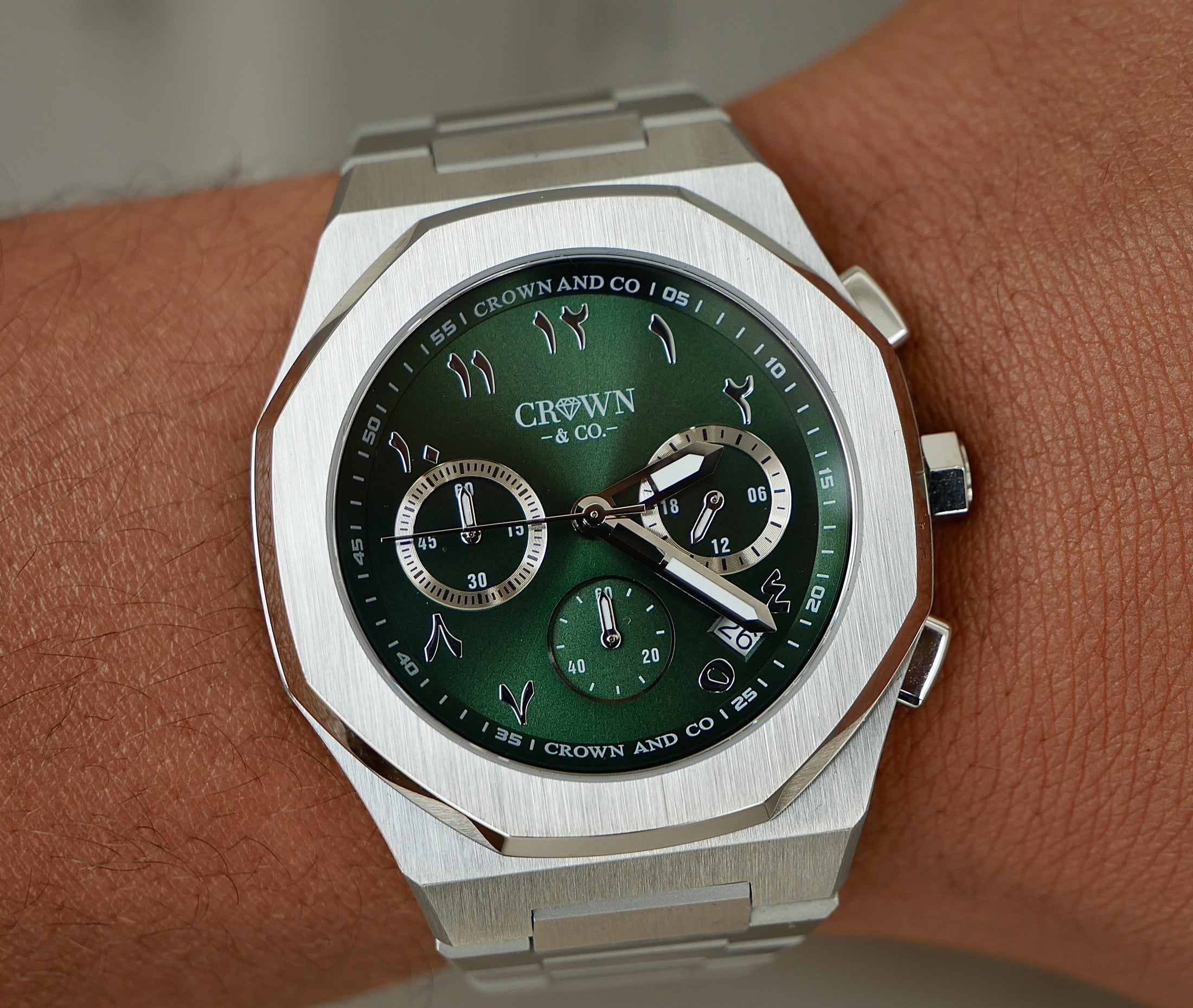The Ocho series Emerald arabic dial 41mm