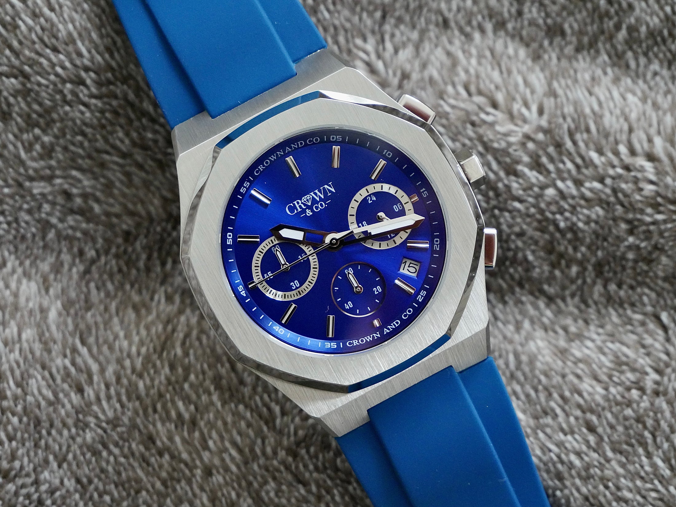 The Ocho series Navy Blue dial 41mm | Blue Rubber strap