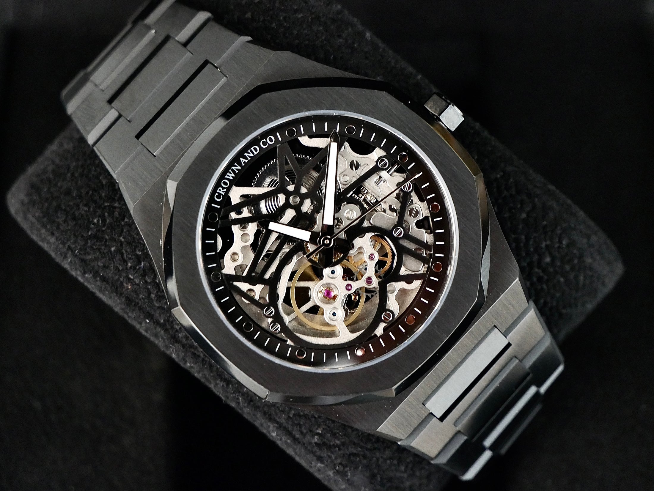 The Skeleton Black 41mm
