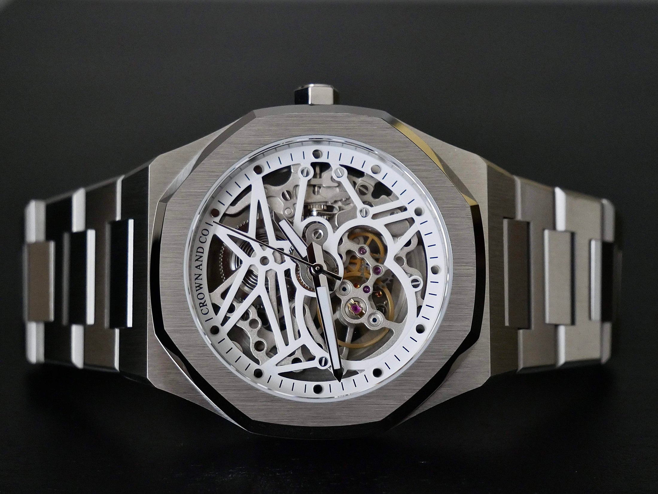 Ocho series Skeleton white dial 41mm