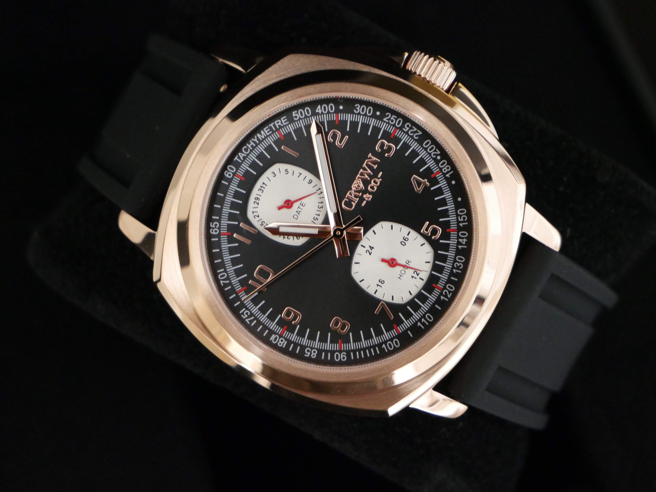 Crown Series Rose 25 Black dial