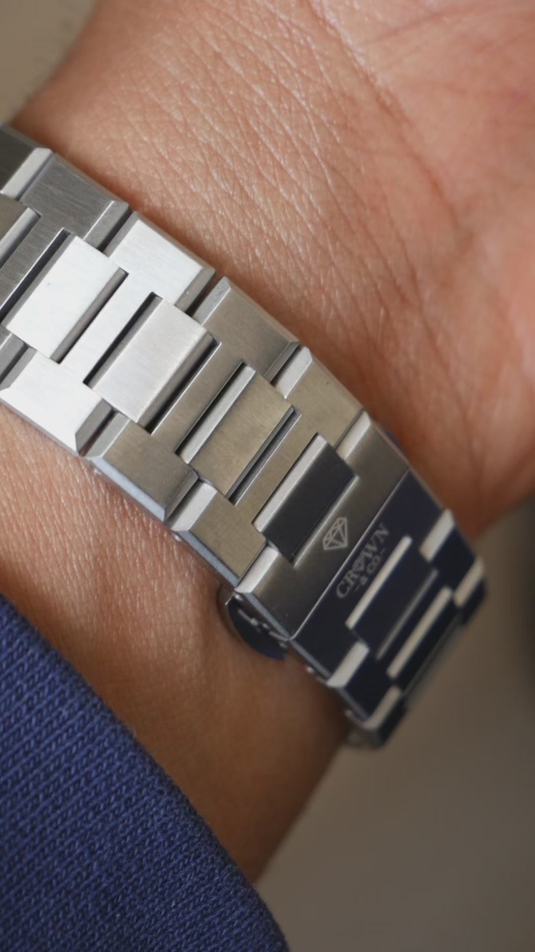 Ocho Series Arabic Navy Blue dial 41